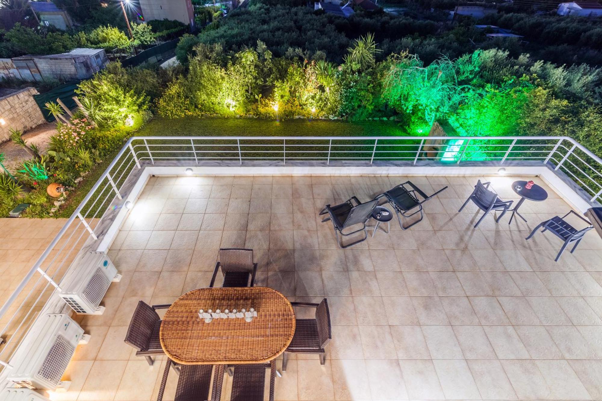 Whiteblue Spa Villa, By Idealstay Experience Ираклион Экстерьер фото