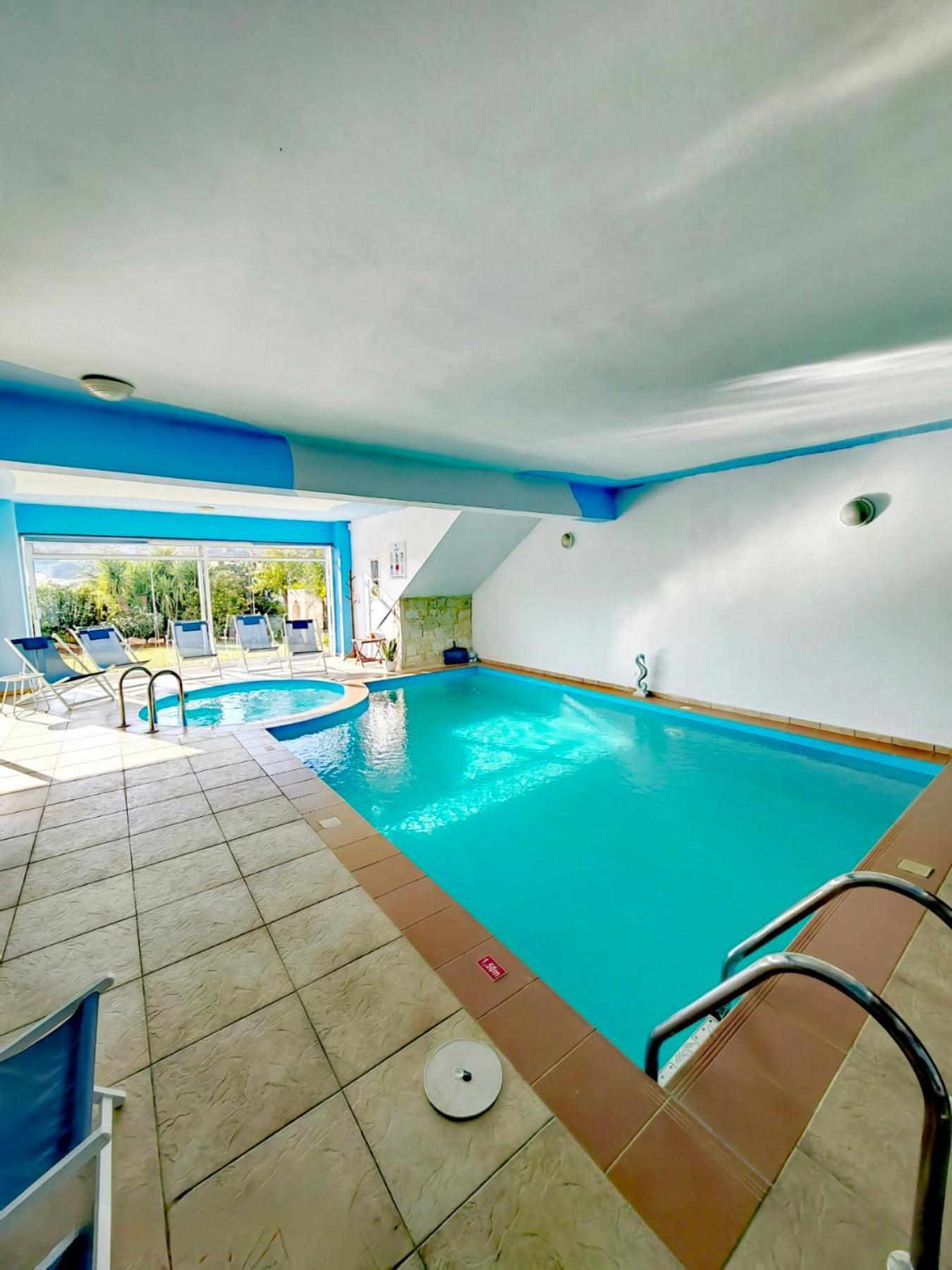 Whiteblue Spa Villa, By Idealstay Experience Ираклион Экстерьер фото